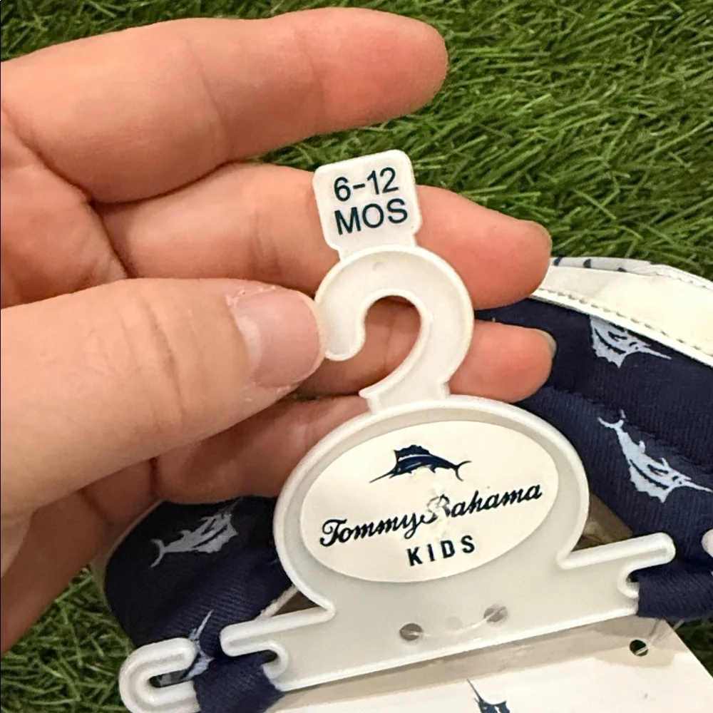 Tommy Bahama size 12